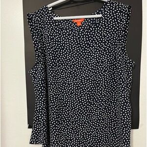 Ladies from Joe Fresh sleeveless top and matching shorts